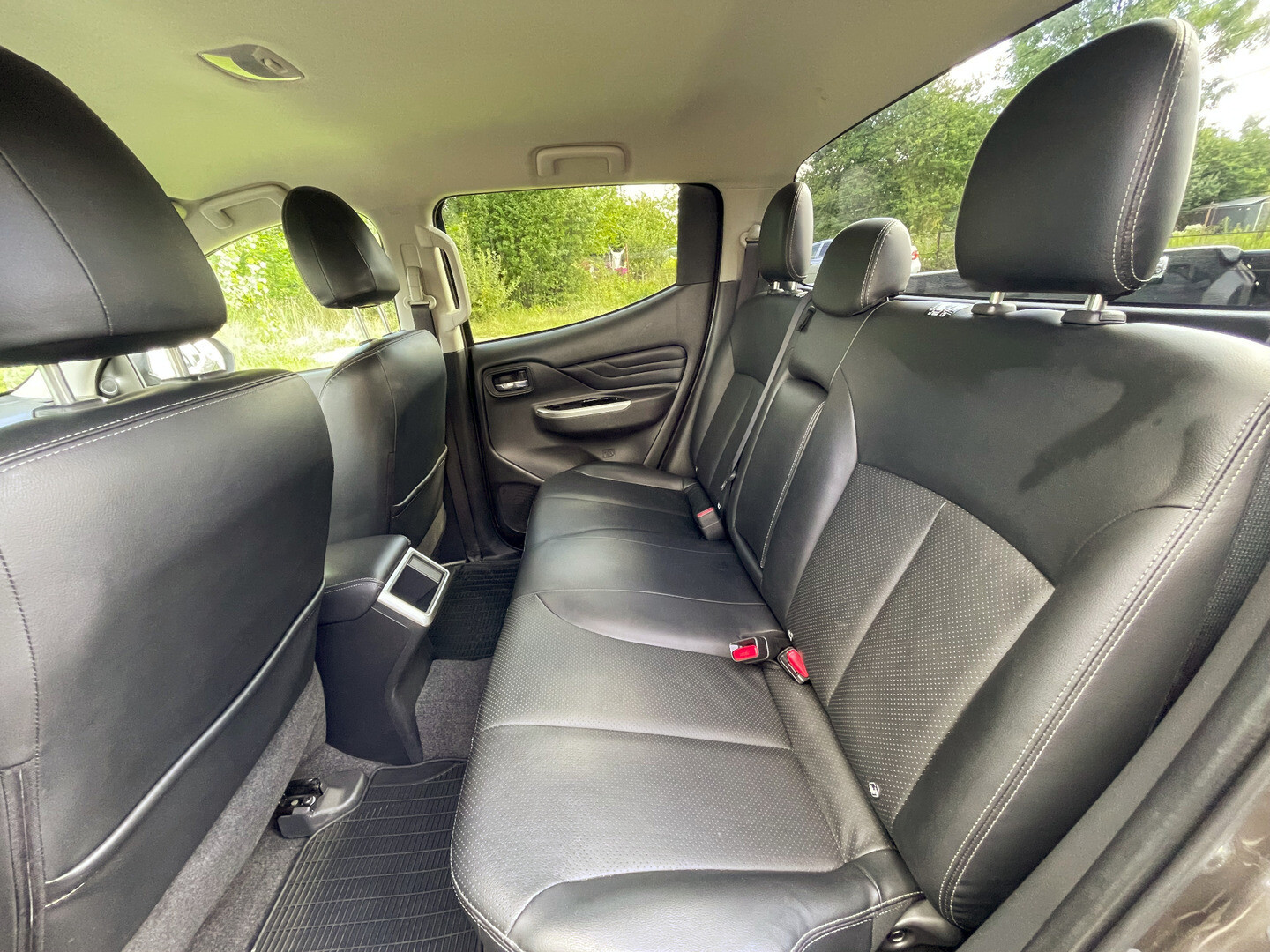 Mitsubishi L200