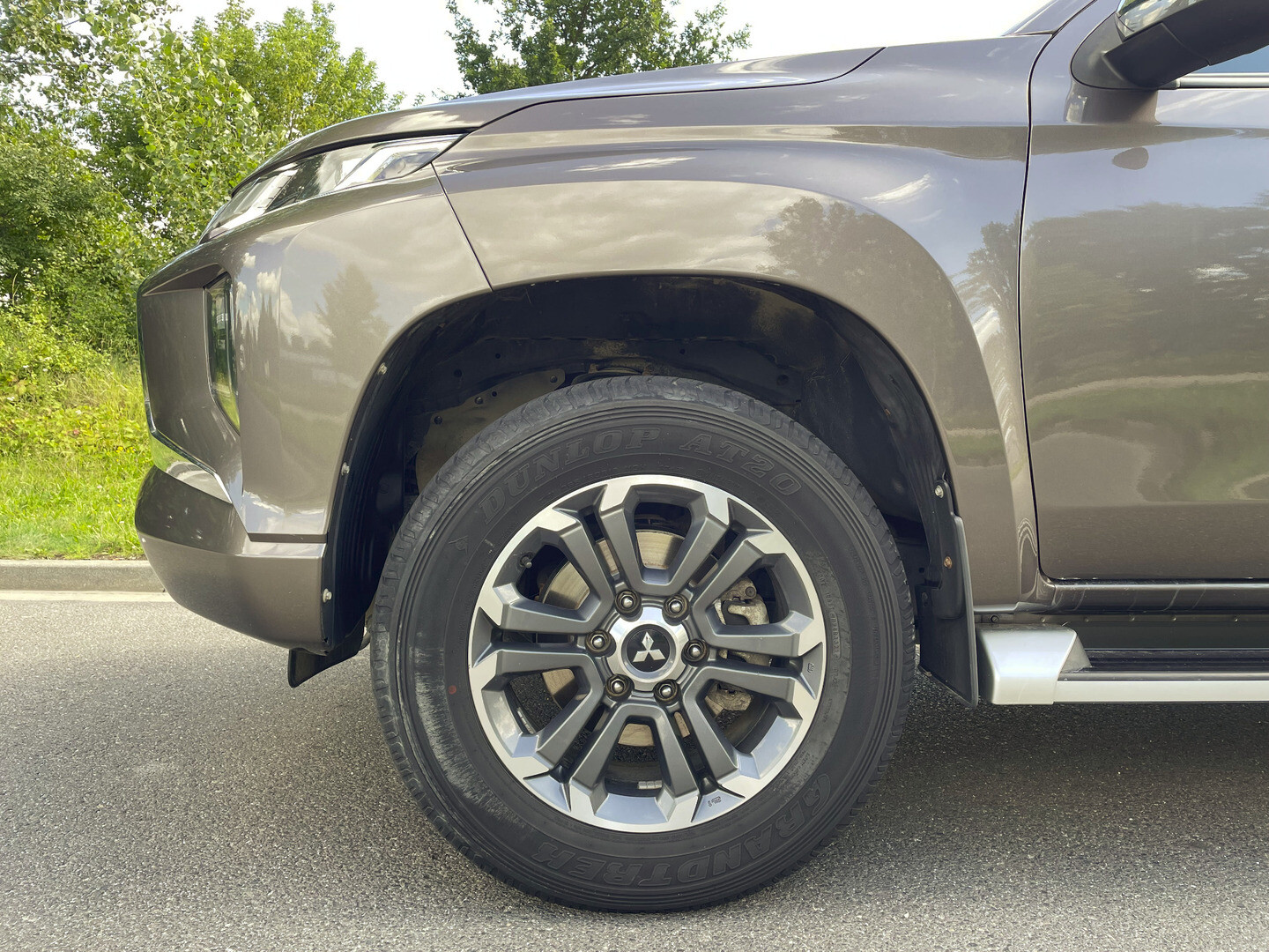 Mitsubishi L200